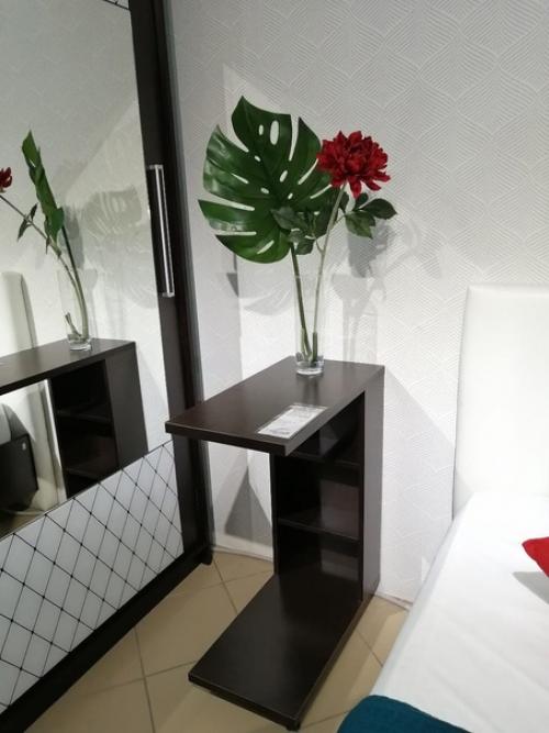 Журнальный столик - функциональный предмет интерьера, способный решить целый ряд интерьерных задач. 03