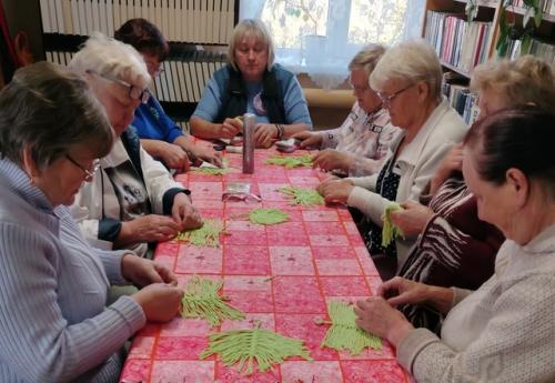 6+. Украшения в технике макраме все большую популярность завоевывают. 01