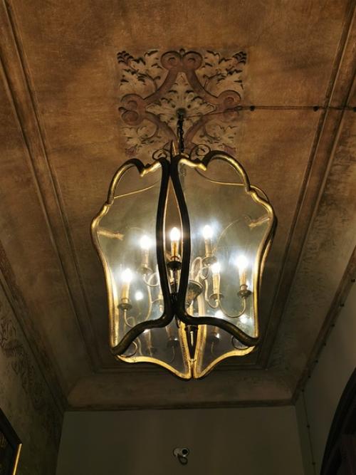 Посетила очень интересную квартиру на бывшей николаевской улице. 09