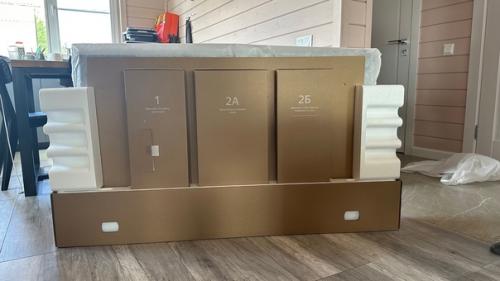 Почти три недели прошло с тех пор, как я купил себе яндекс тв станцию про с Алисой. 01