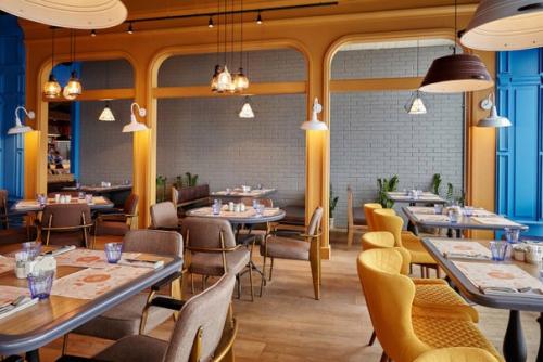 6 заведений в районе метро рыбацкое. 02