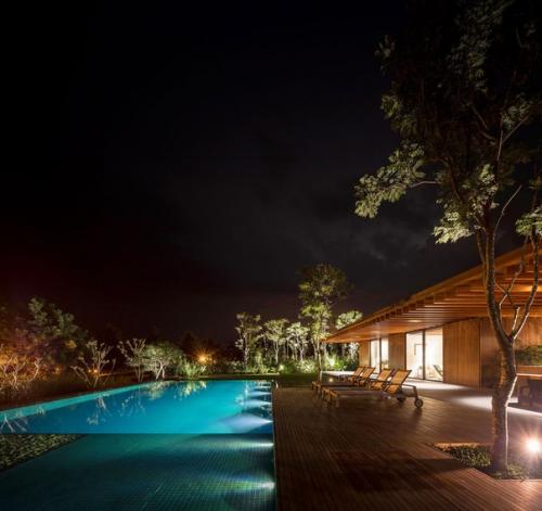 Архитектура и интерьер слоистого дома в Бразилии. 03