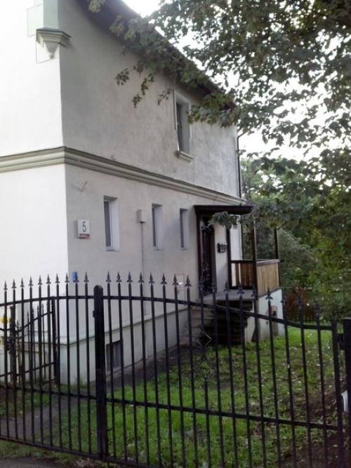 Внимание!   Комната!   Где: Гданьск. 07