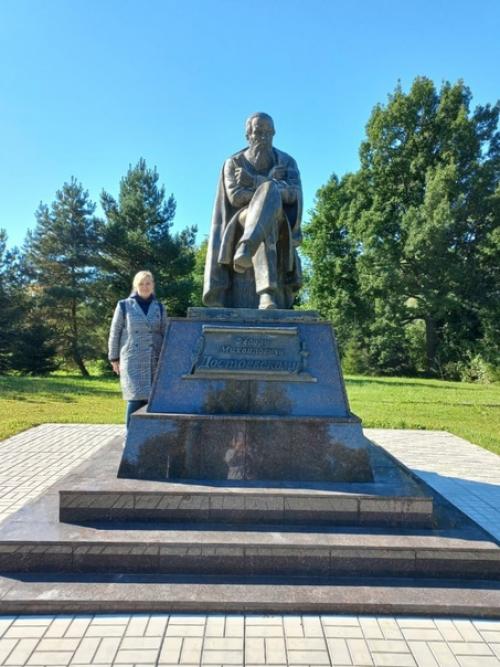 Потом мы посетили необычный музей, который открылся в старой руссе в 2018 году и связан с творчеством Достоевского. 09