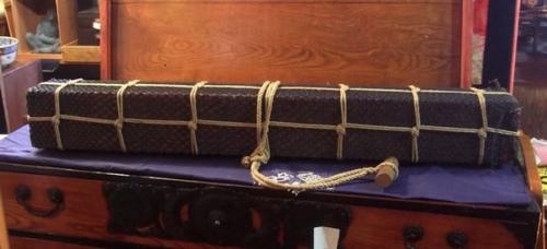 Ваш покорный слуга вопросом хранения мечей заинтересовался. 06 Ваш покорный слуга вопросом хранения мечей заинтересовался. 06