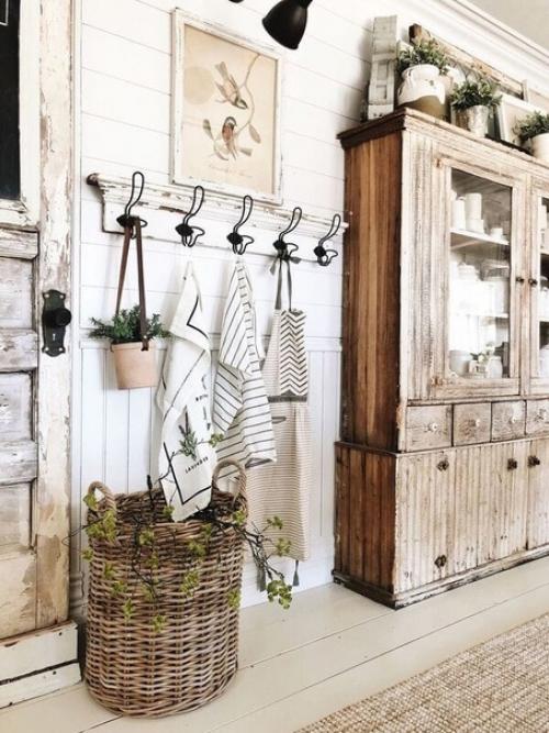 Как вы знаете, декор - это не просто украшение интерьера, это способ придать своему пространству индивидуальность и уют. 01