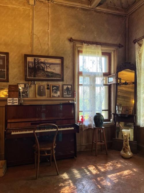 Дача купцов рябушинских. 01