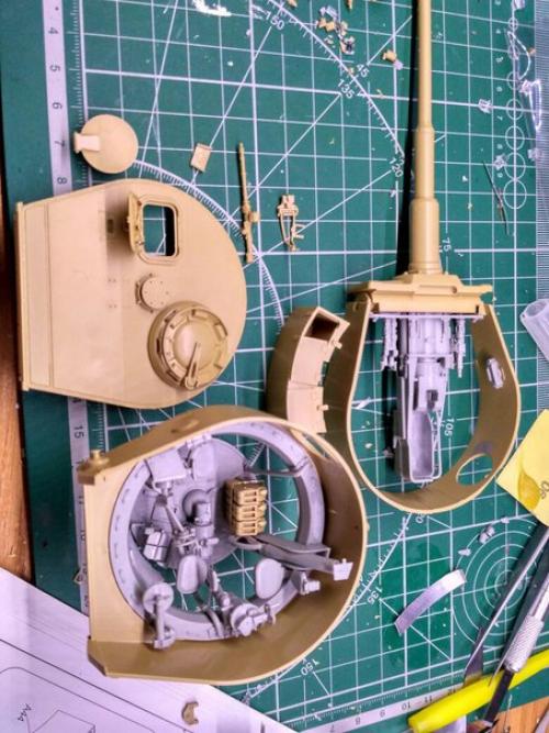 Итак, часть вторая, где я всё еще собирал башню. 08