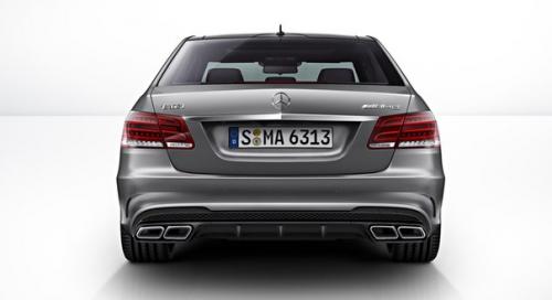 Mercedes - Benz e63 amg 4matic. 01