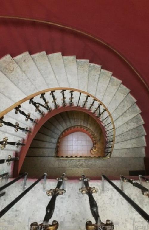 10 невероятных винтовых лестниц в домах и особняках старого Петербурга. 02