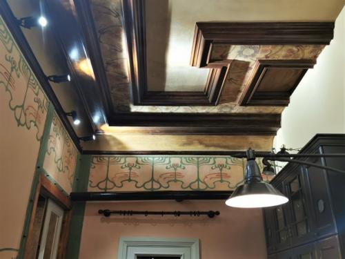 Посетила очень интересную квартиру на бывшей николаевской улице. 08