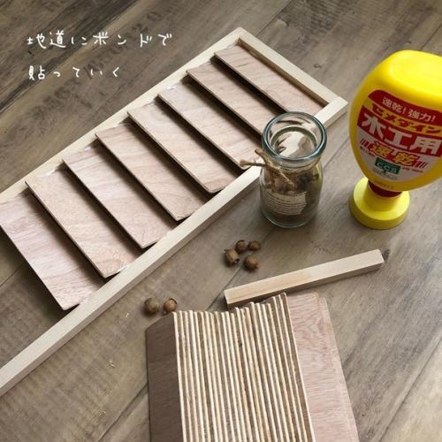 Доброго дня!   Как скучную, не подходящую дверь из мдф вписать в интерьер? 03