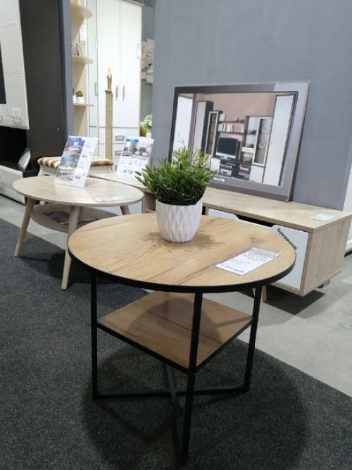 Журнальный столик - функциональный предмет интерьера, способный решить целый ряд интерьерных задач. 01