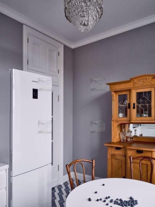 Светлая трехкомнатная квартира в московской Сталинке. 05