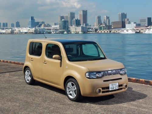 Nissan Cube - описание модели. 04