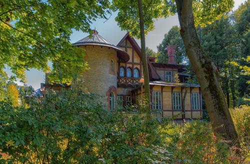 9 прекрасных заброшенных особняков Петербурга. 02