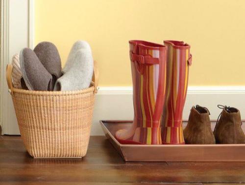 Хранение обуви.  На стыке сезонов остро ощущается необходимость в системах хранения для обуви. 04