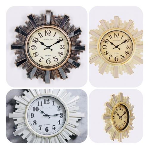 Настенные часы Лучики Солнца отлично впишутся в гостиную и украсят любое пространство. 01