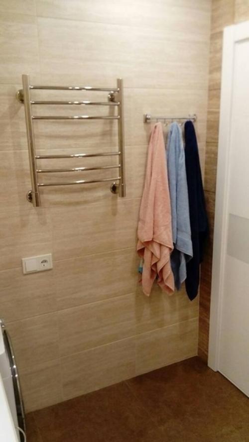 Наши ванна и туалет.