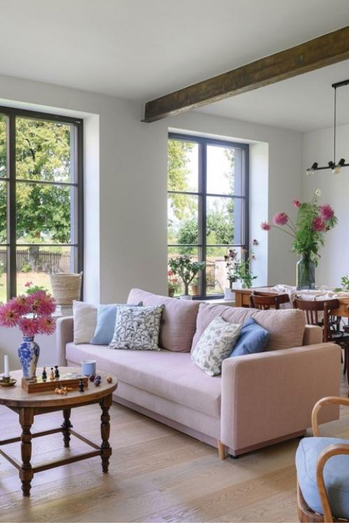 Как школа дачей стала. 01