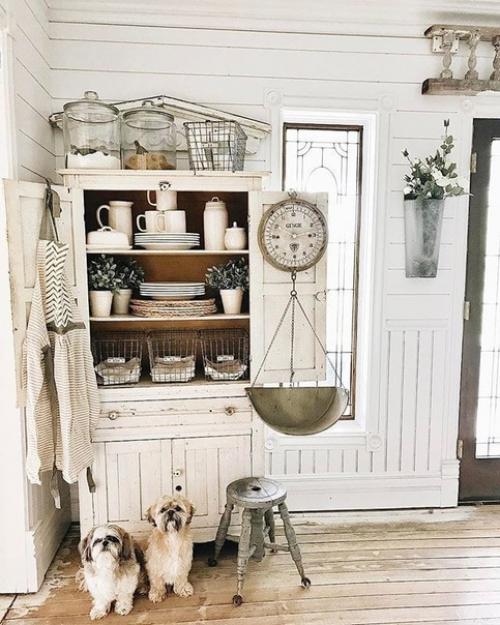 Как вы знаете, декор - это не просто украшение интерьера, это способ придать своему пространству индивидуальность и уют. 04