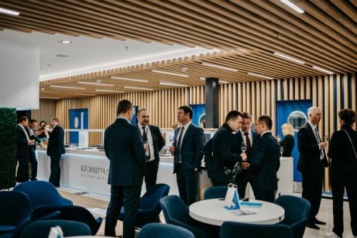 Гости Санкт-петербурга смогут познакомиться с морским форпостом северной столицы - Кронштадтом - прямо в аэропорту. 08