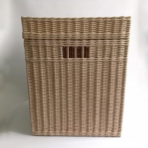 Ручная работа всегда ценилась за ее уникальность и тепло, которое невозможно воспроизвести машинным способом. 02