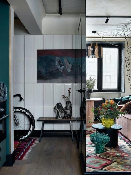 Реализованный интерьер квартиры дизайнера, площадью 30 кв. 06