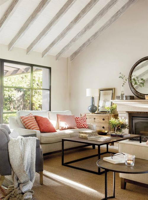 Летний дом с бассейном в окружении пальм в Марбелье. 01