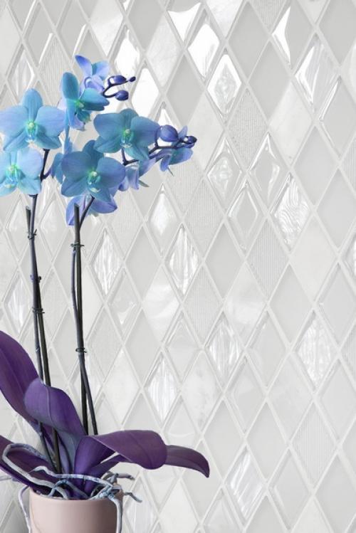 Мозаичная белая плитка Diamond Elegance с ромбовидным дизайном. 04