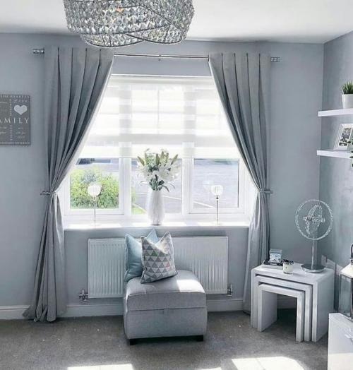 Классическим вариантом оформления интерьера квартиры стало использование в качестве основной цветовой гаммы светлых оттенков. 03