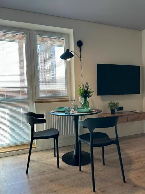 Интерьер маленькой квартиры - студии 20 м 2 (23 м 2 с балконом) в Твери. 02