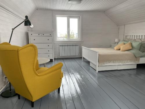 Мы с Дашей себе дом в Подмосковье обустроили. 03