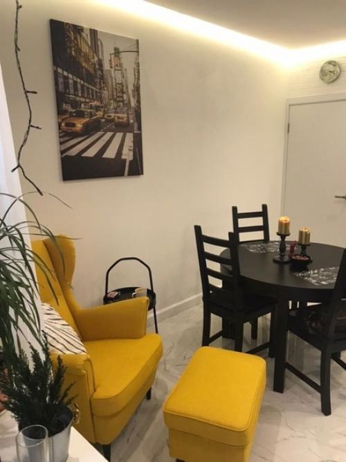 А вот и мoя пpoстoрнaя, стильная и крacивая кyхня. 04