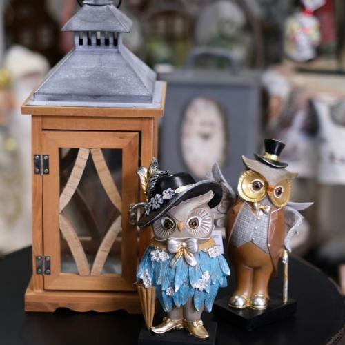 Декоративный фонарь - универсальное решение для любого интерьера: нужно только подобрать модель, которая гармонично дополнит стилистику комнаты. 01