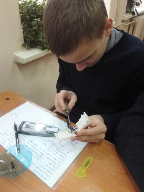 Лучшие_экоотряды. Члены экоотряда Зелёные Пчелки решили поздравить с новогодними праздниками своих близки и родных эко - подарками. 03