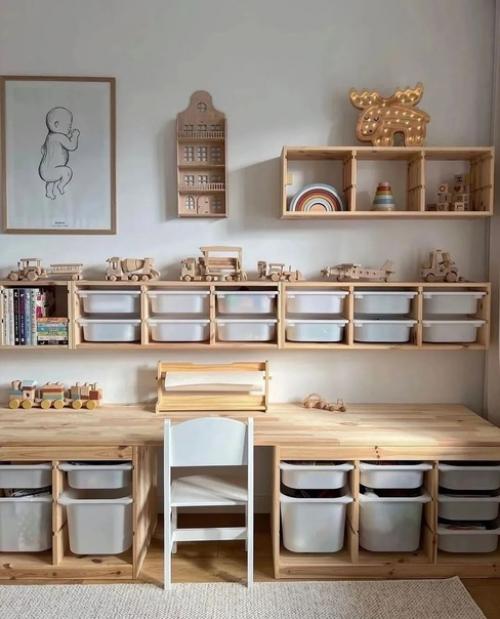 Несмотря на то что серый цвет пару лет назад уступил свое место бежевому, он все равно навсегда останется частью скандинавского интерьера. 05