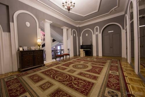 В конце 2020 года Анастасия Светлова вошла в труппу московского театра Модерн. 03