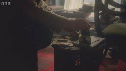 7 Пасхальных яиц, которые вы, возможно, не заметили в спецэпизоде Шерлока. 04