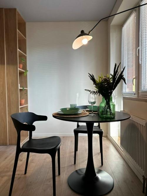 Интерьер маленькой квартиры - студии 20 м 2 (23 м 2 с балконом) в Твери. 04