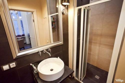 Однокомнатная квартира - студия в Петербурге. 08