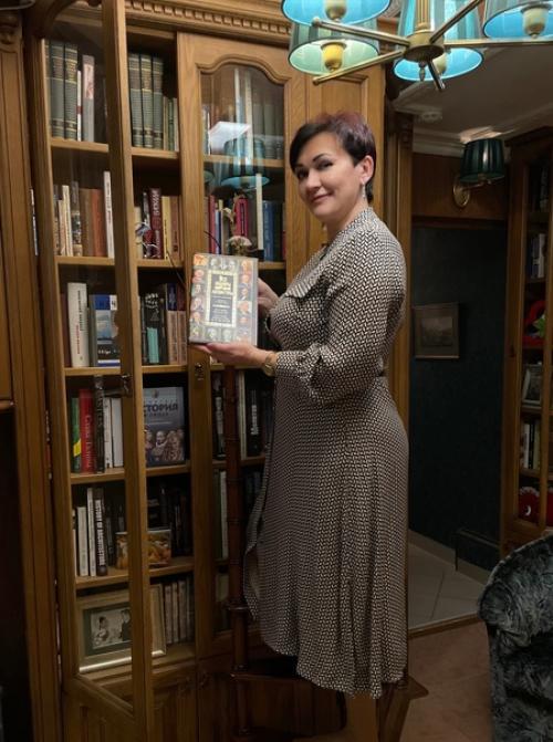 Зеленая лампа. Удивительные встречи дарит нам наша жизнь! 01 Зеленая лампа. Удивительные встречи дарит нам наша жизнь! 01