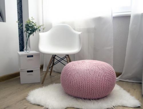 Необычные пуфики и банкетки в интерьере. 01