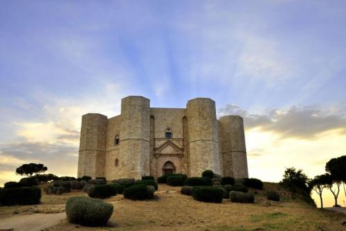 Castel_del_Monte Italia Castle. 02