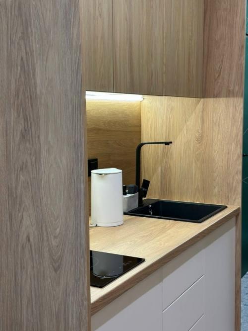 Интерьер маленькой квартиры - студии 20 м 2 (23 м 2 с балконом) в Твери. 06