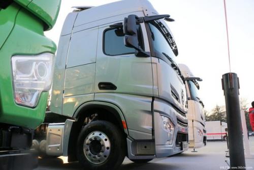 Shaanxi Delong X6000. 02