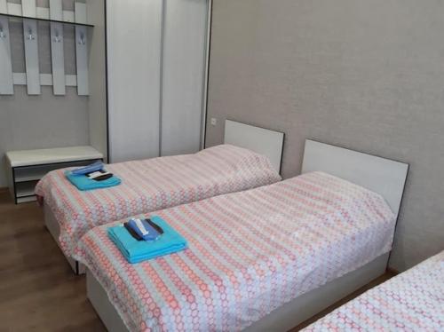 Реклама. Добро пожаловать в нашу гостиницу, где вы сможете сохранить тепло и уют домашней обстановки. 02