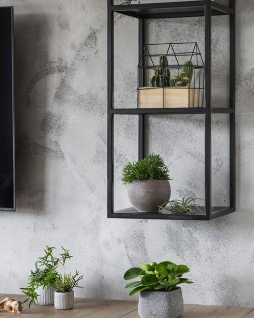 Квартира расположена в одном из недавно построенных многоквартирных домов с прекрасным видом на окрестности. 02