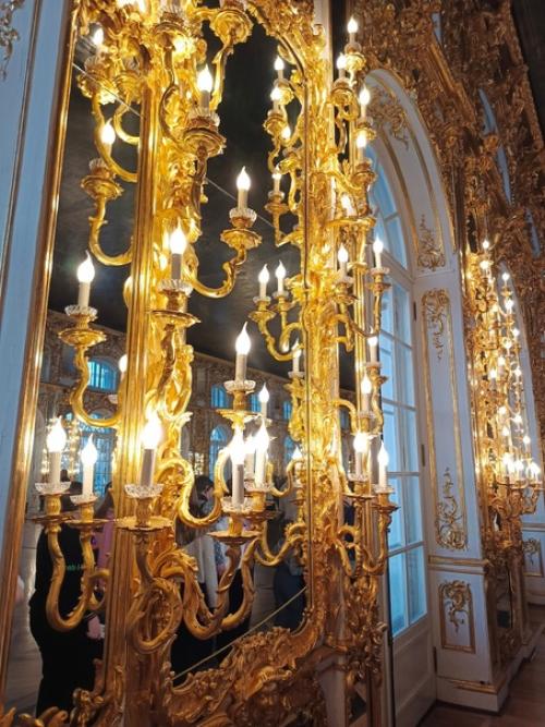 Екатерининский дворец!  Вот здесь я мечтала побывать давно и никак не получалось, хотя в Санкт-петербурге была не раз. 05