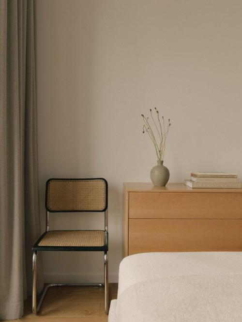 Дизайнер Екатерина Субботина создала спокойный, тёплый интерьер для молодой семьи, вдохновлённый японским опытом заказчиков. 03